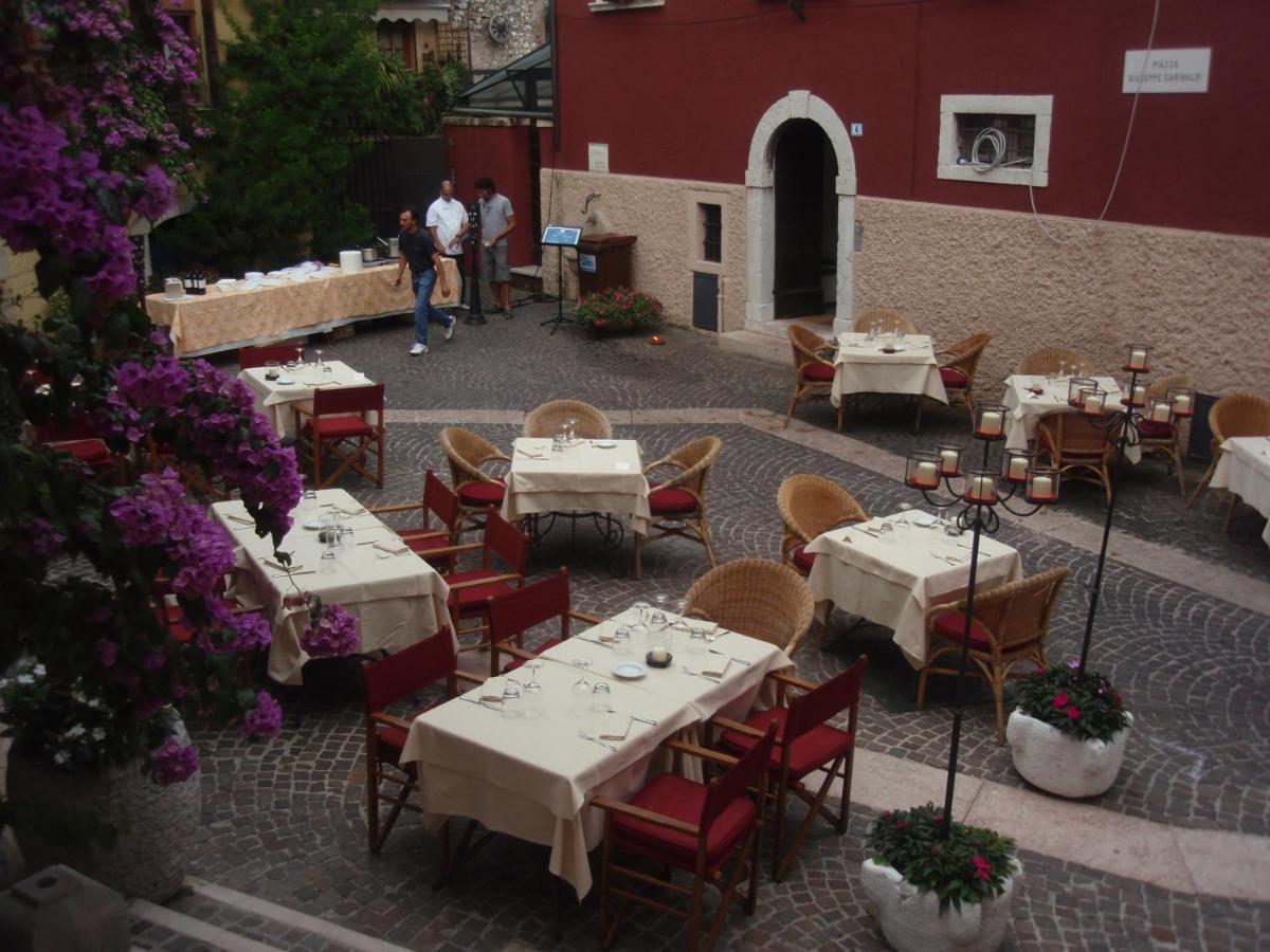 Locanda Agli Angeli Gardone Riviera Eksteriør bilde