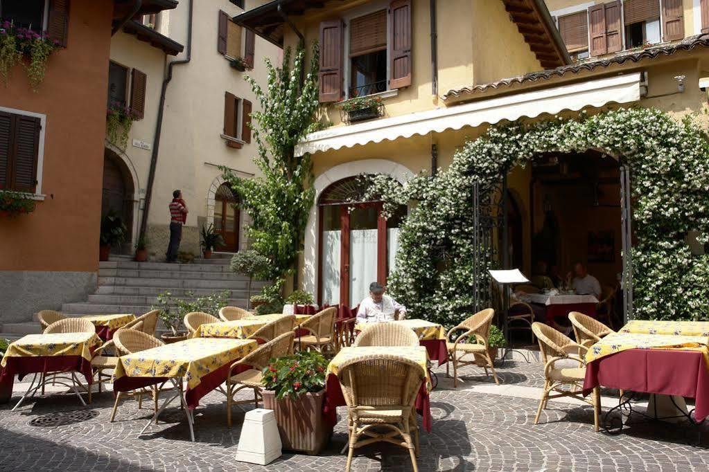 Locanda Agli Angeli Gardone Riviera Eksteriør bilde